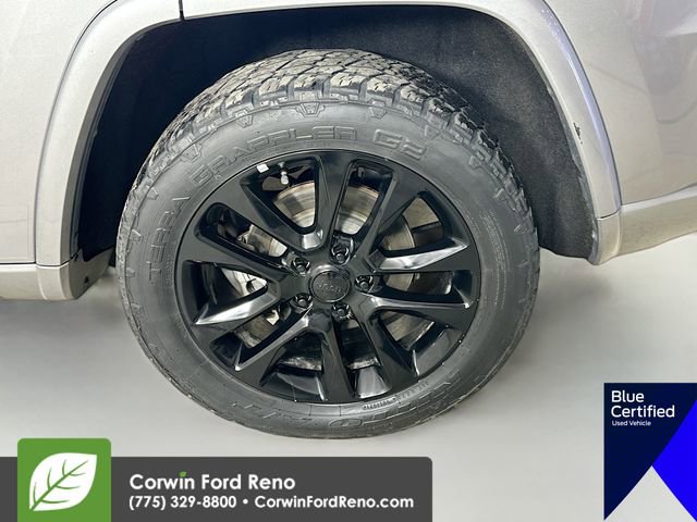 Used 2020 Jeep Grand Cherokee Altitude AWD/4WD image 35