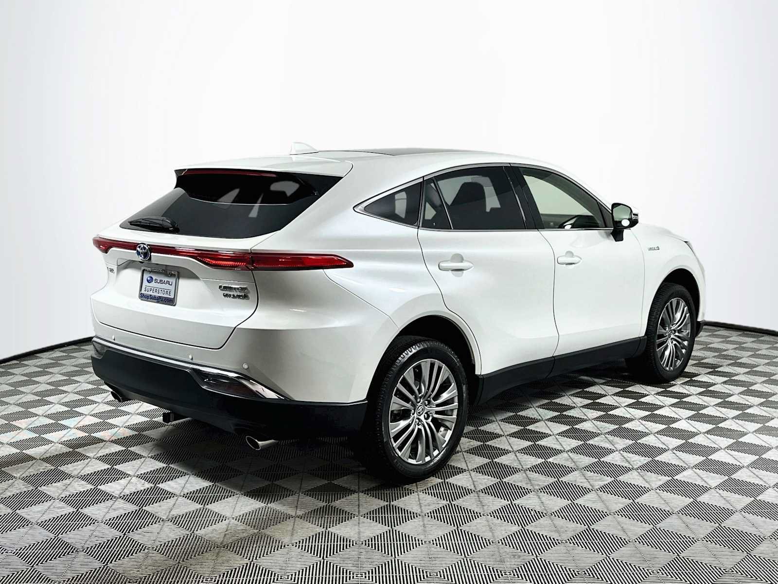 Used 2021 Toyota Venza Limited w/ Advanced Technology Package AWD/4WD image 7