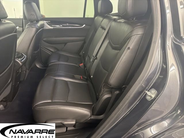 Used 2023 Cadillac XT6 Premium Luxury image 14