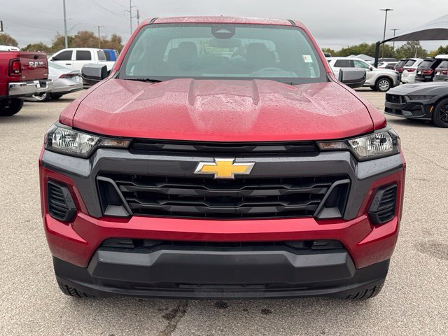 Used 2024 Chevrolet Colorado LT RWD image 2