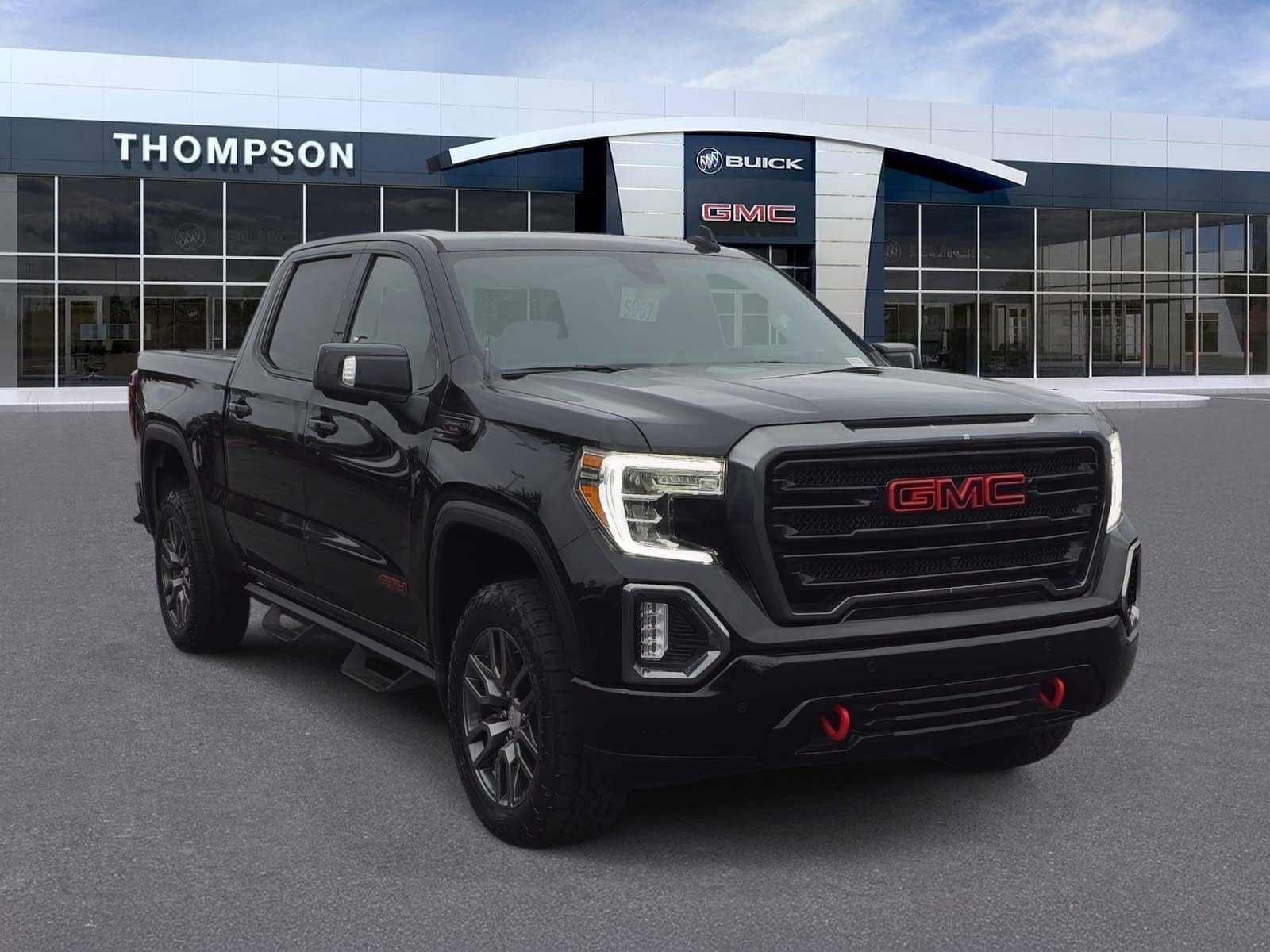 Used 2021 GMC Sierra 1500 AT4 w/ AT4 Value Package AWD/4WD image 1
