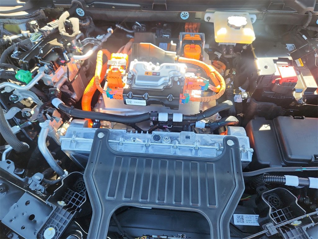 New 2025 Cadillac Optiq Sport 2 image 25