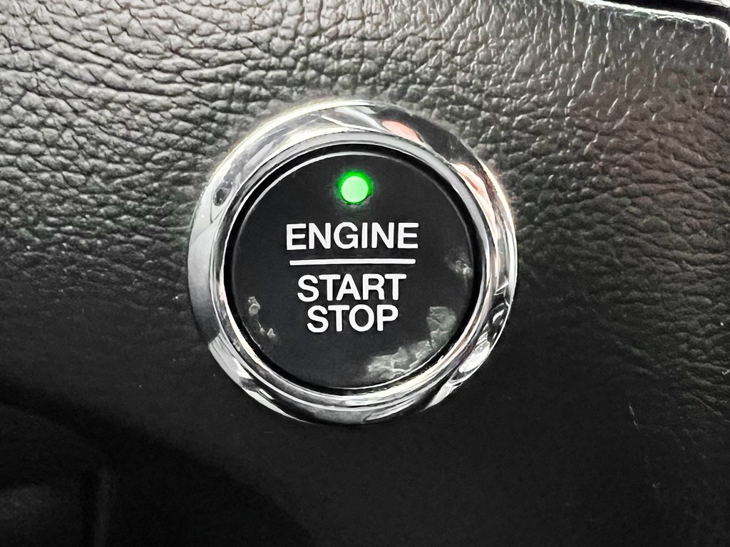 Used 2019 Ford Edge ST w/ Equipment Group 401A image 8