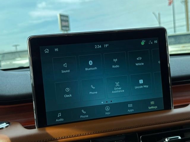 Used 2023 Lincoln Aviator Reserve w/ Jet Package image 27