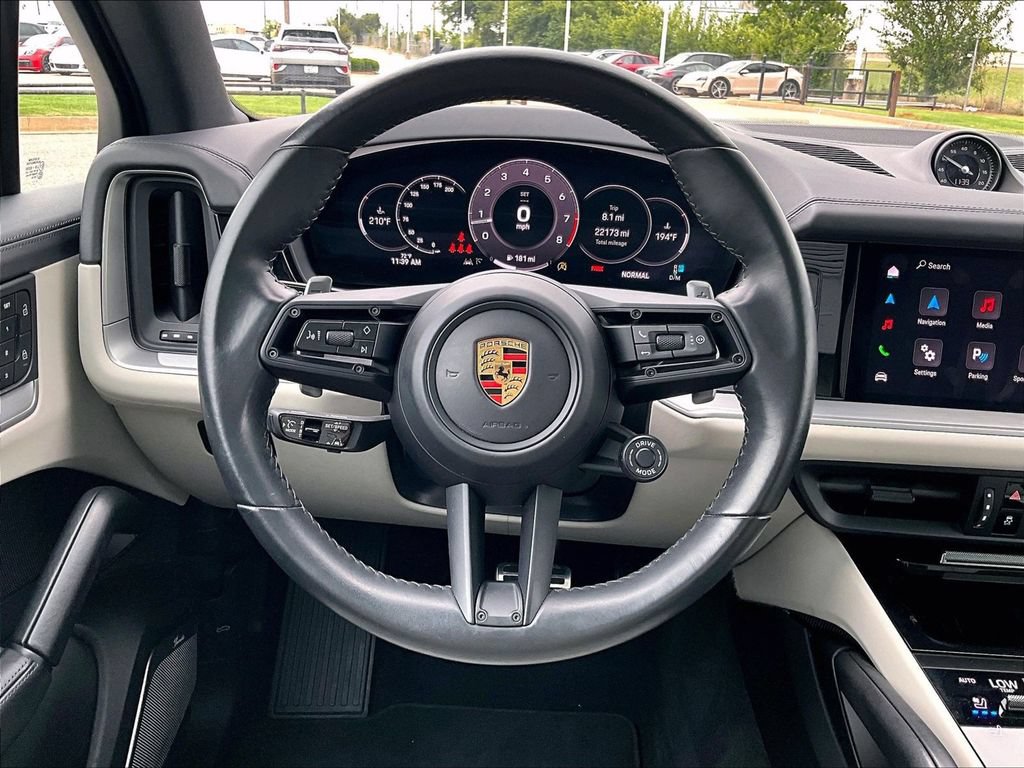 Certified 2024 Porsche Cayenne S AWD/4WD image 15