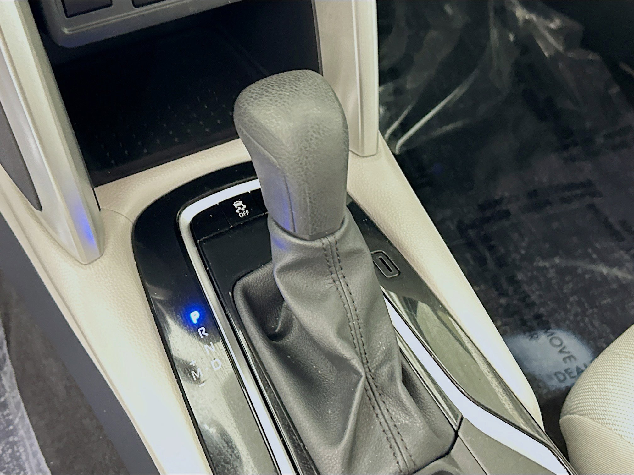 Used 2024 Toyota Corolla Cross L image 20