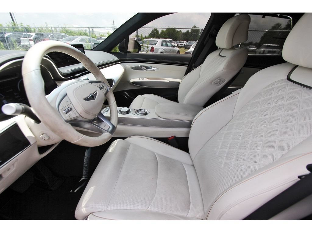 Used 2023 Genesis Electrified GV70 w/ Prestige Package AWD/4WD image 15