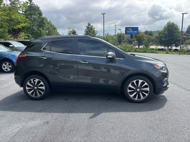 Used 2017 Buick Encore Essence FWD image 8