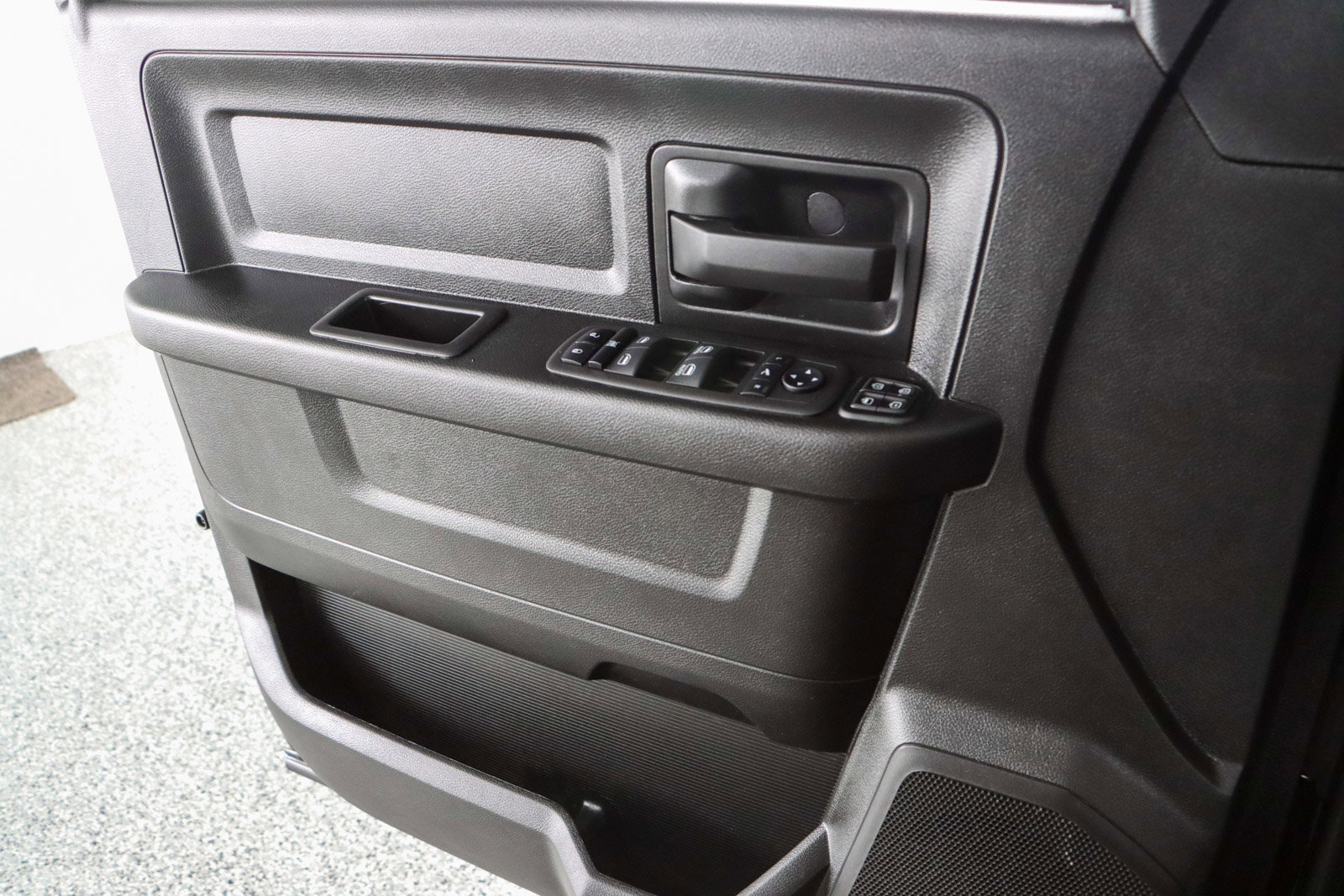 Used 2023 RAM 2500 Tradesman w/ Towing Technology Group image 22