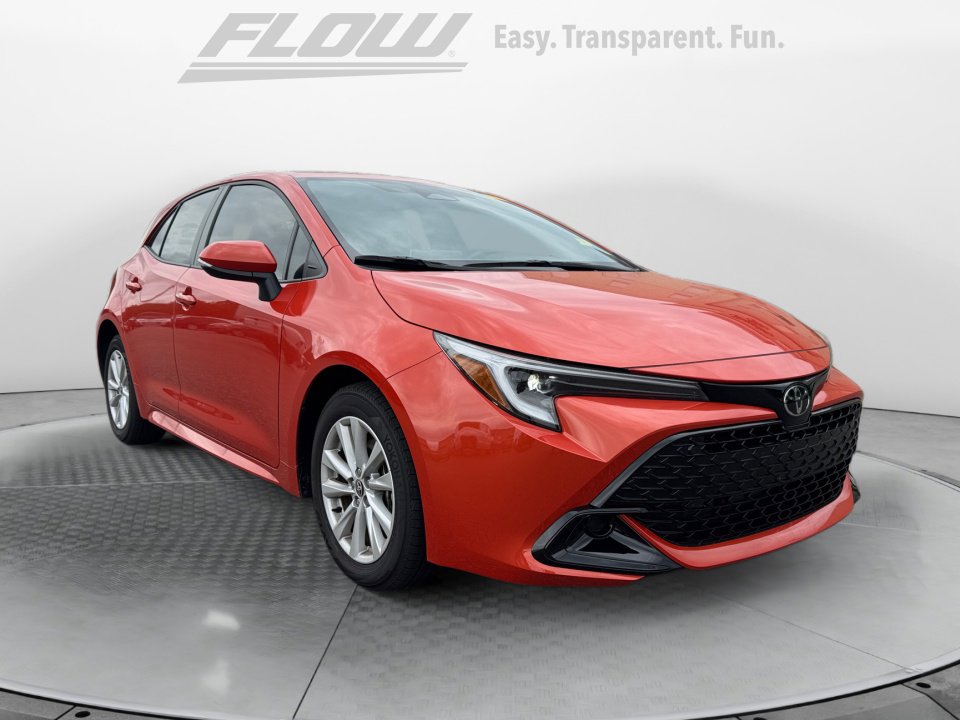 Certified 2025 Toyota Corolla SE FWD image 1