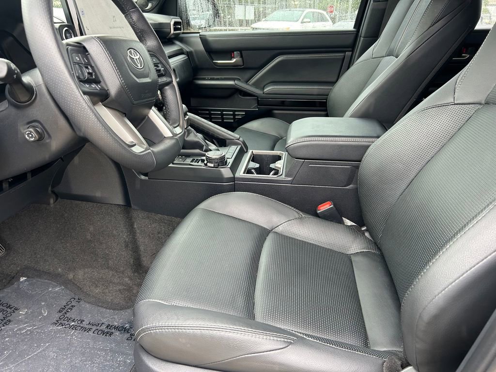 Used 2025 Toyota 4Runner Limited image 11
