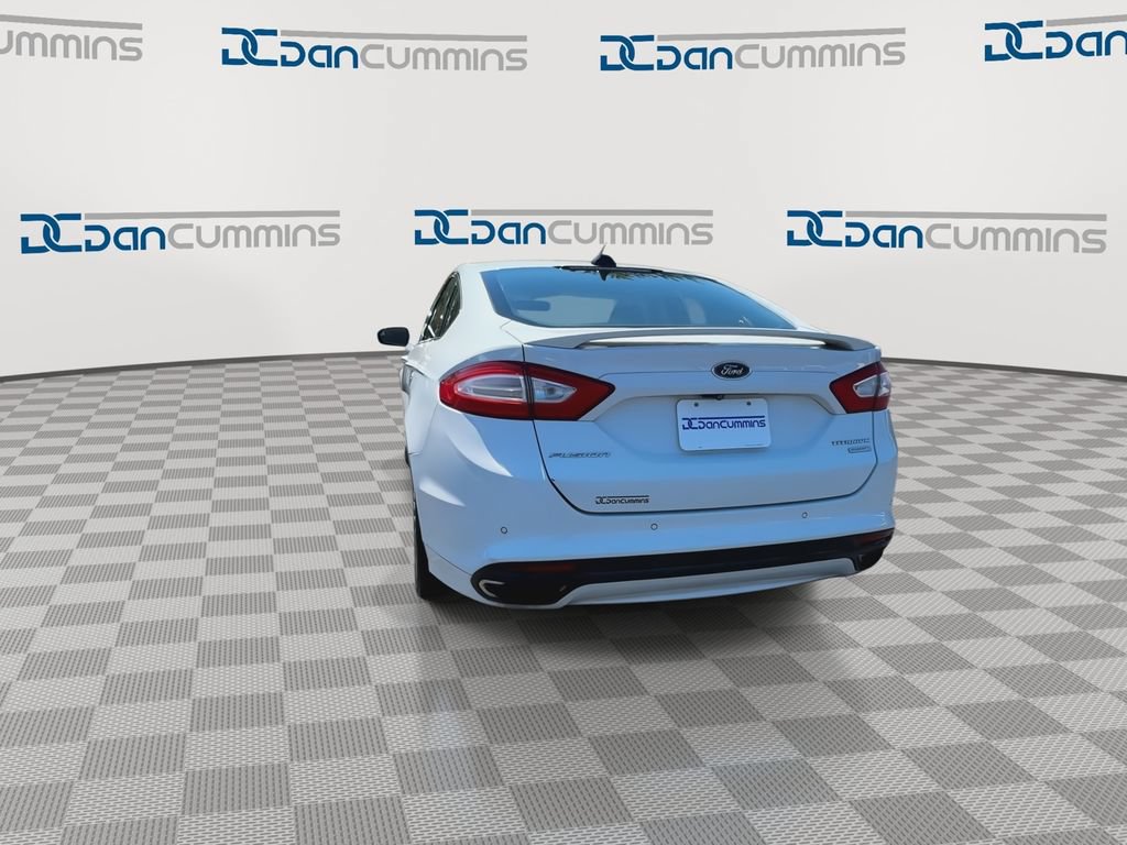 Used 2016 Ford Fusion Titanium FWD image 7