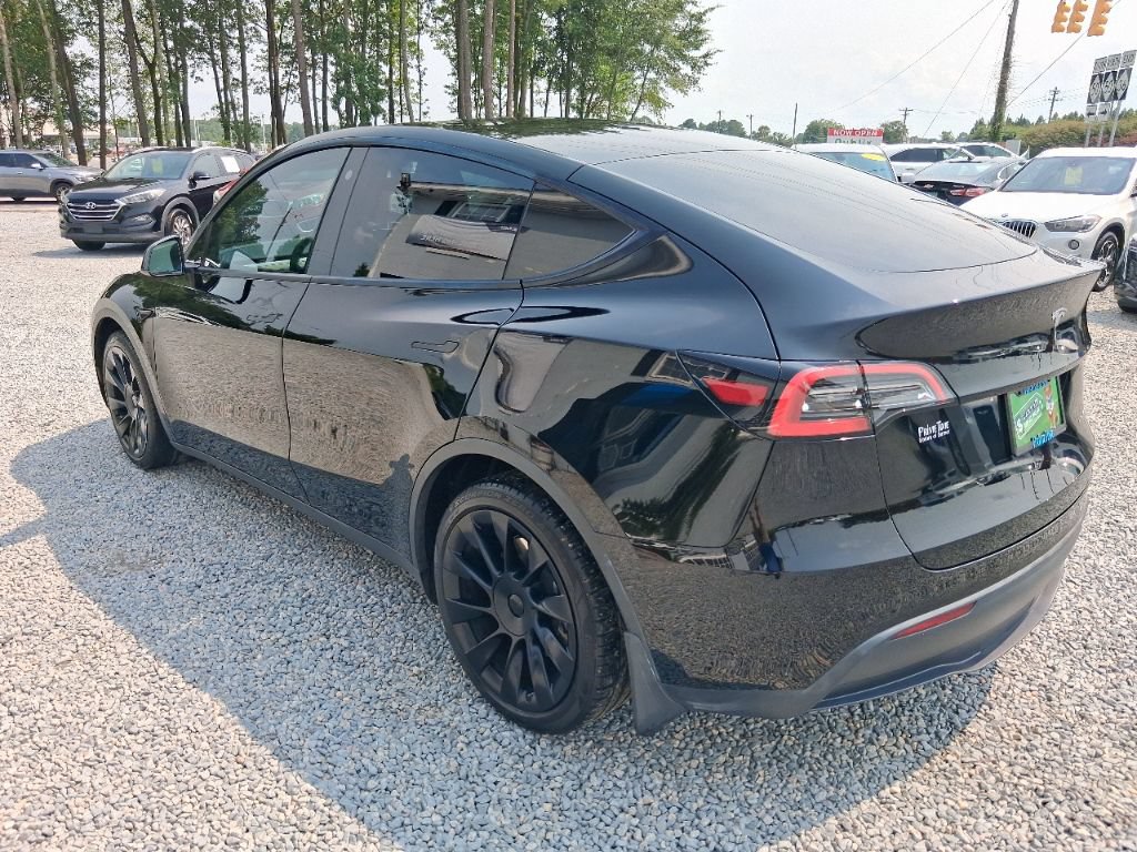 Used 2021 Tesla Model Y Long Range AWD/4WD image 19