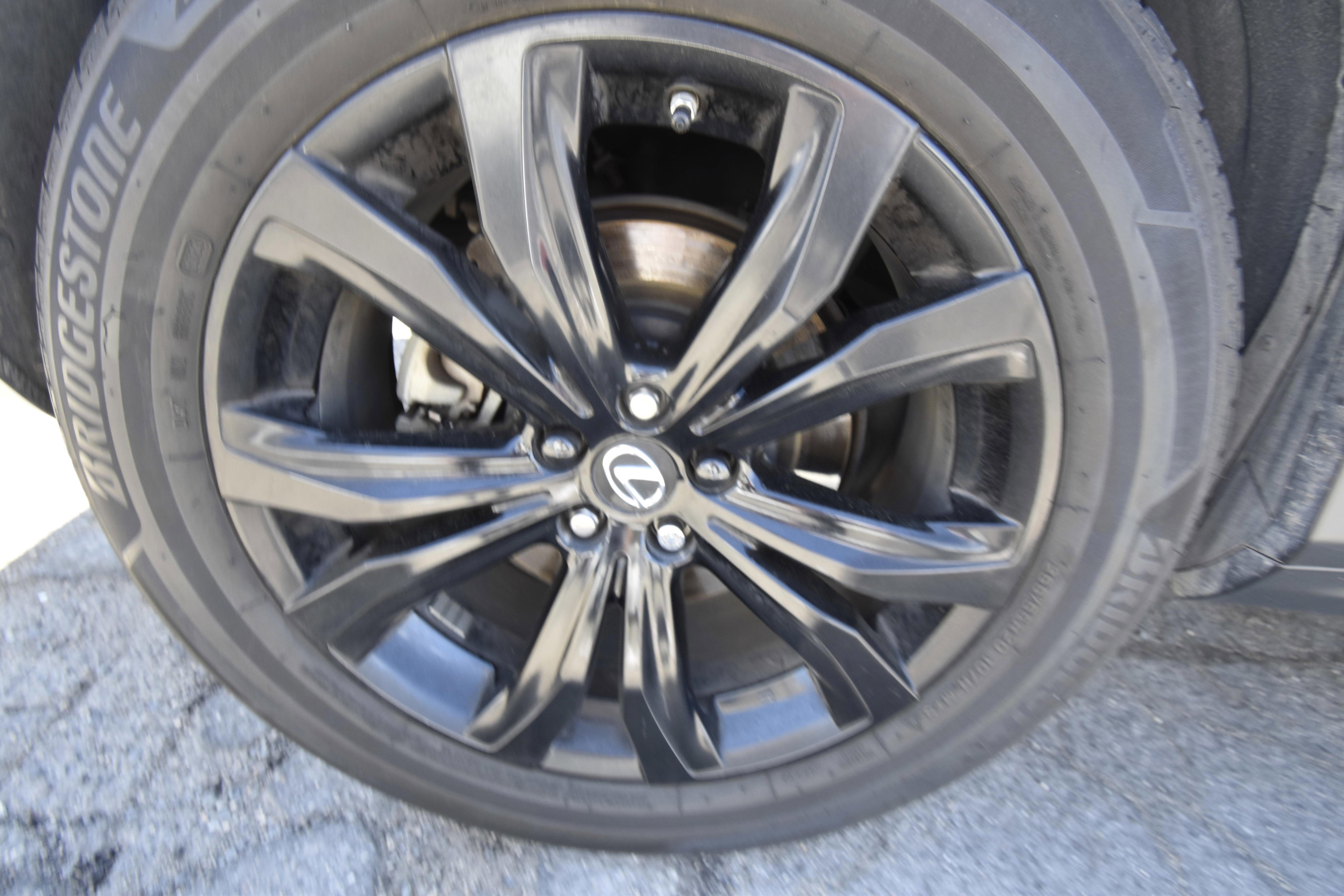 Used 2016 Lexus RX 450h AWD w/ Cold Weather Package image 16