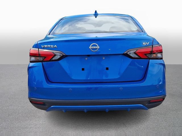 Used 2024 Nissan Versa SV FWD image 5