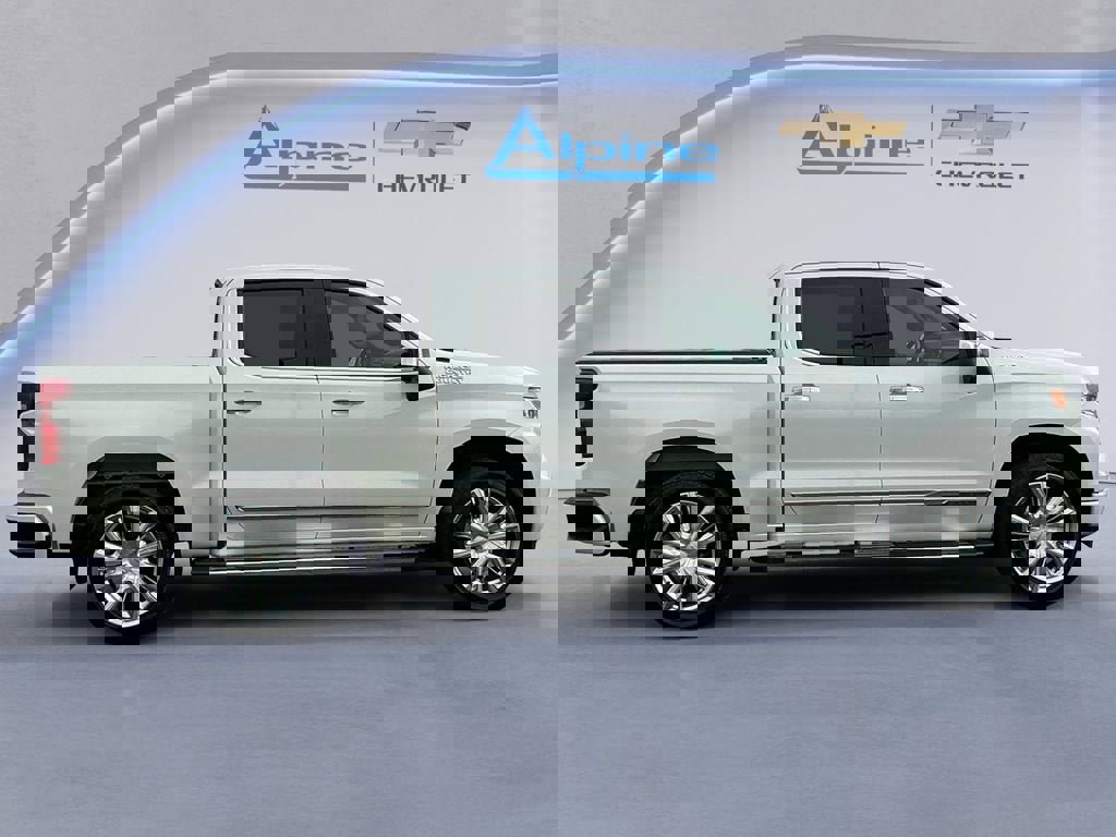 Used 2022 Chevrolet Silverado 1500 High Country w/ High Country Premium Package image 6