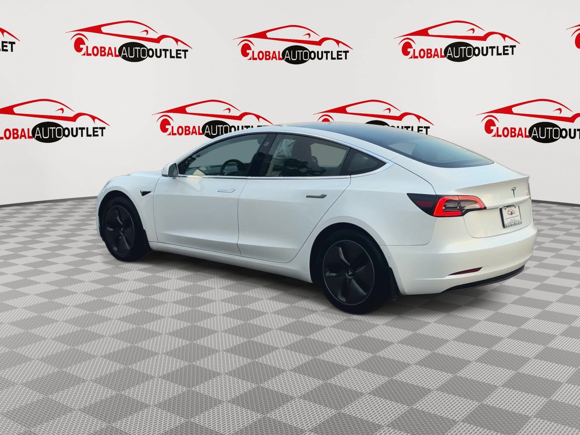 Used 2020 Tesla Model 3 Standard Range RWD image 6