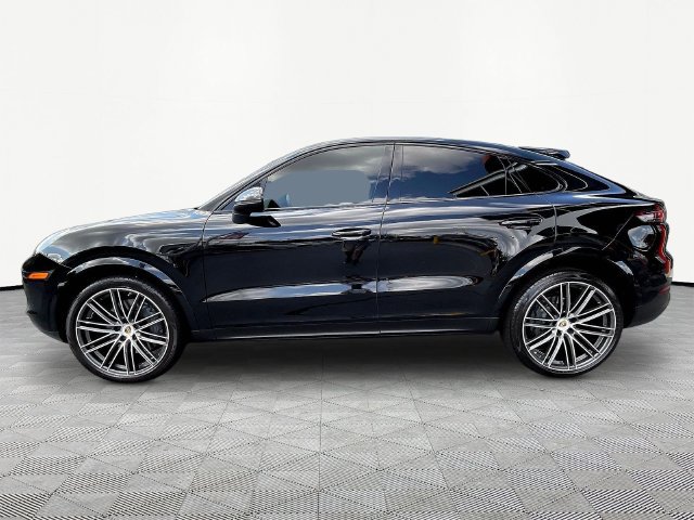 Used 2023 Porsche Cayenne S AWD/4WD image 4