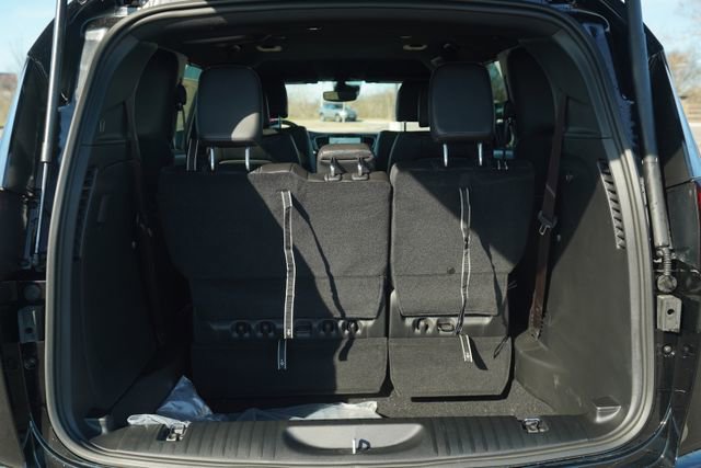 New 2026 Chrysler Pacifica Select FWD image 15