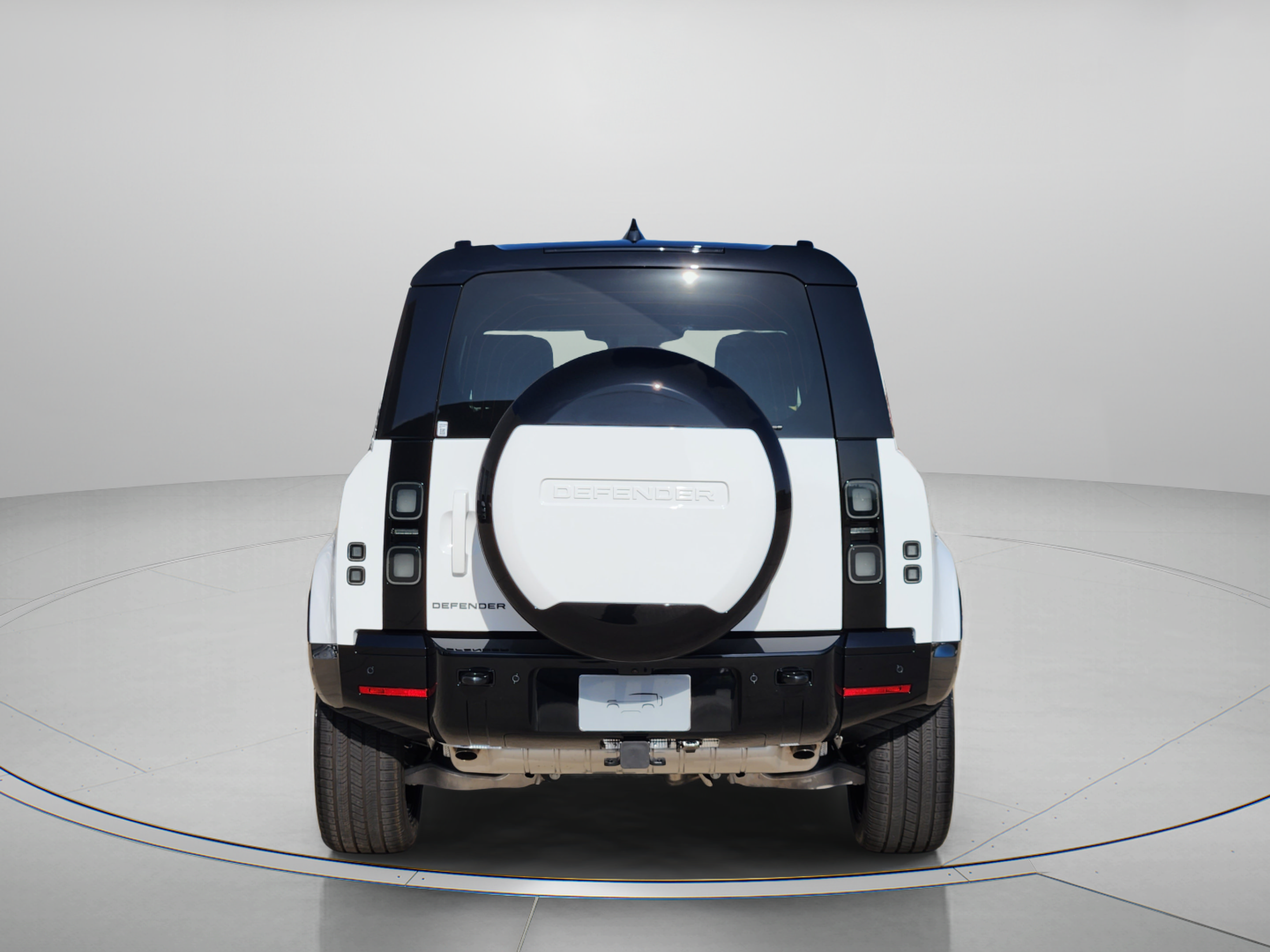 New 2026 Land Rover Defender 110 X-Dynamic SE AWD/4WD image 4