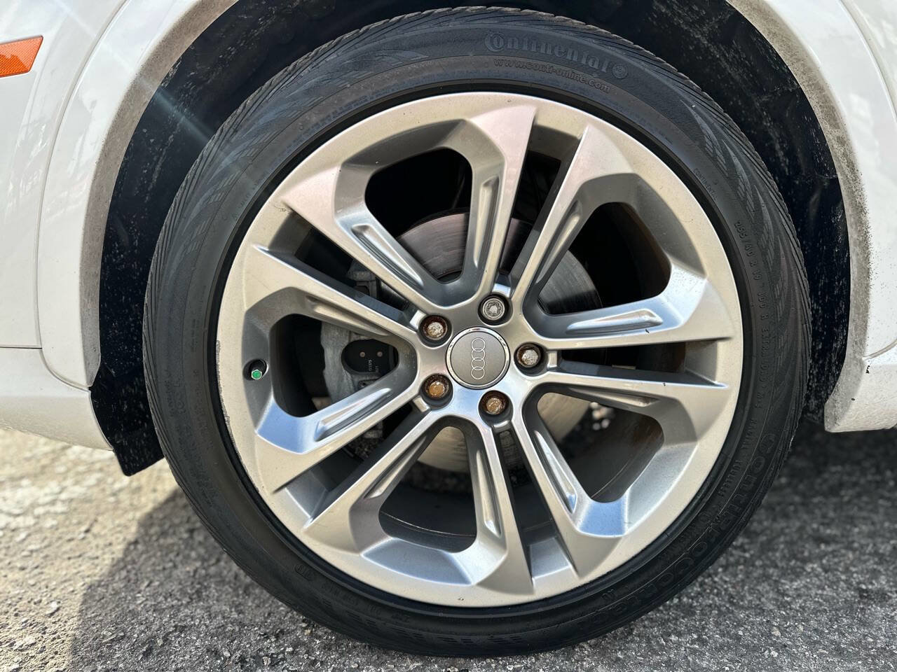 Used 2018 Audi Q3 2.0T Premium w/ Convenience Package image 28