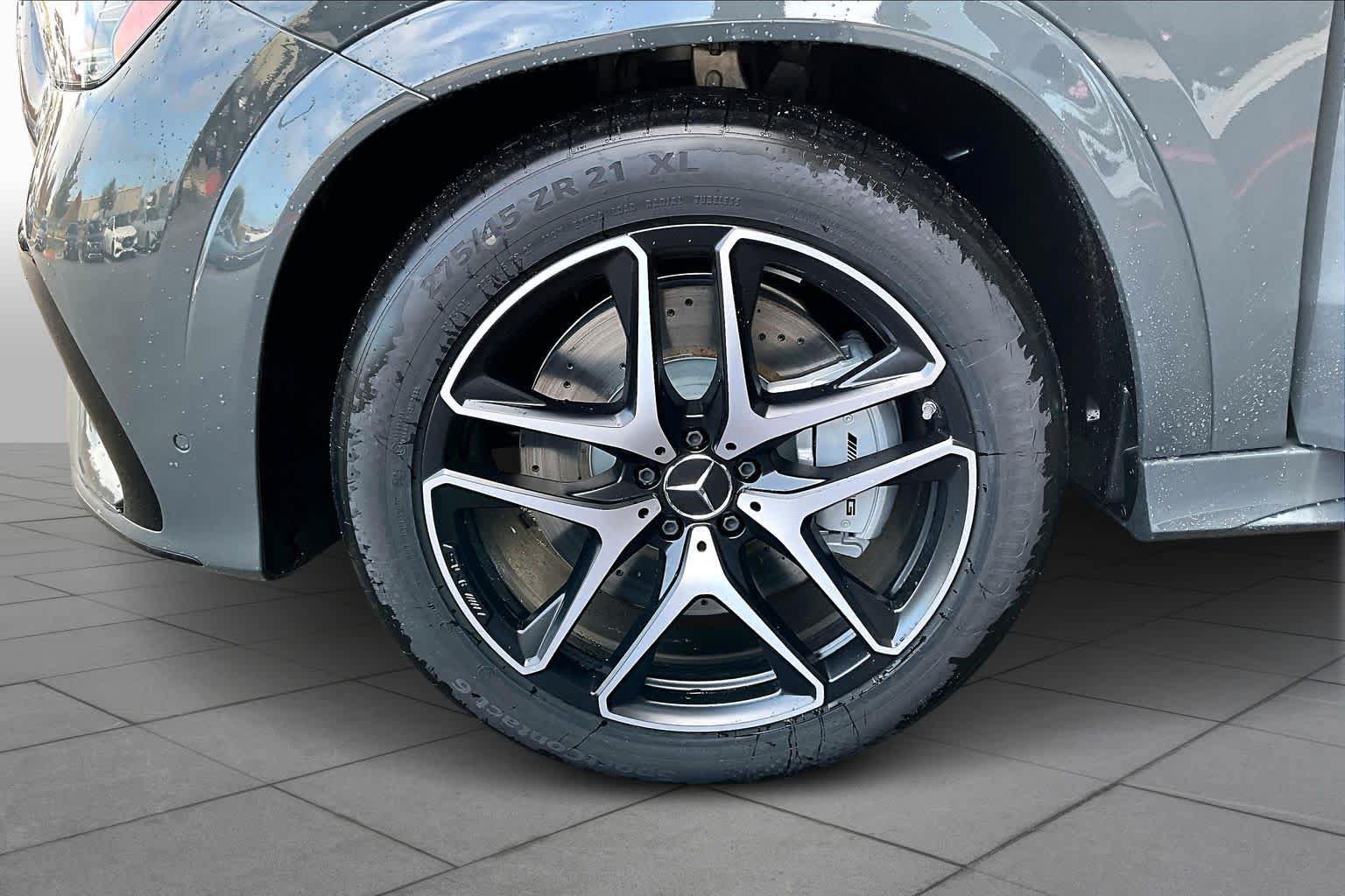 New 2026 Mercedes-Benz GLE 53 AMG 4MATIC image 11