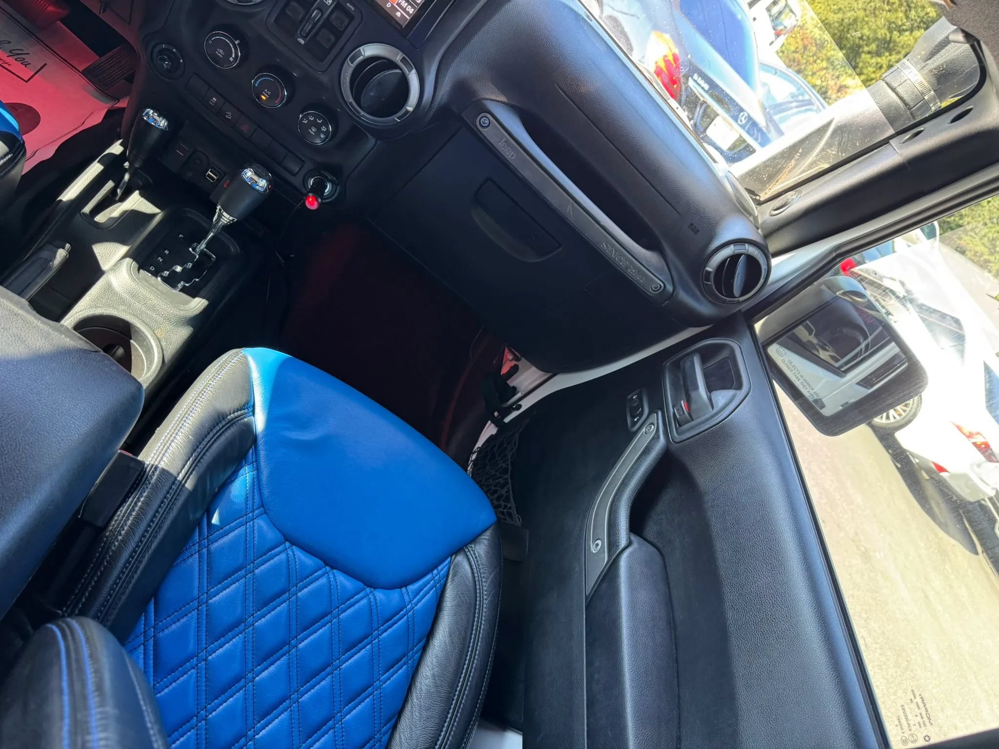 Used 2016 Jeep Wrangler Unlimited Sport w/ Quick Order Package 24S AWD/4WD image 13