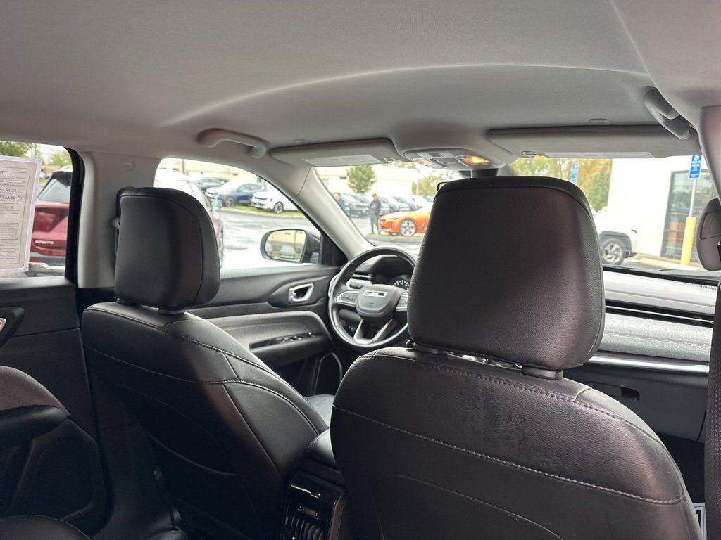 Used 2022 Jeep Compass Latitude image 17