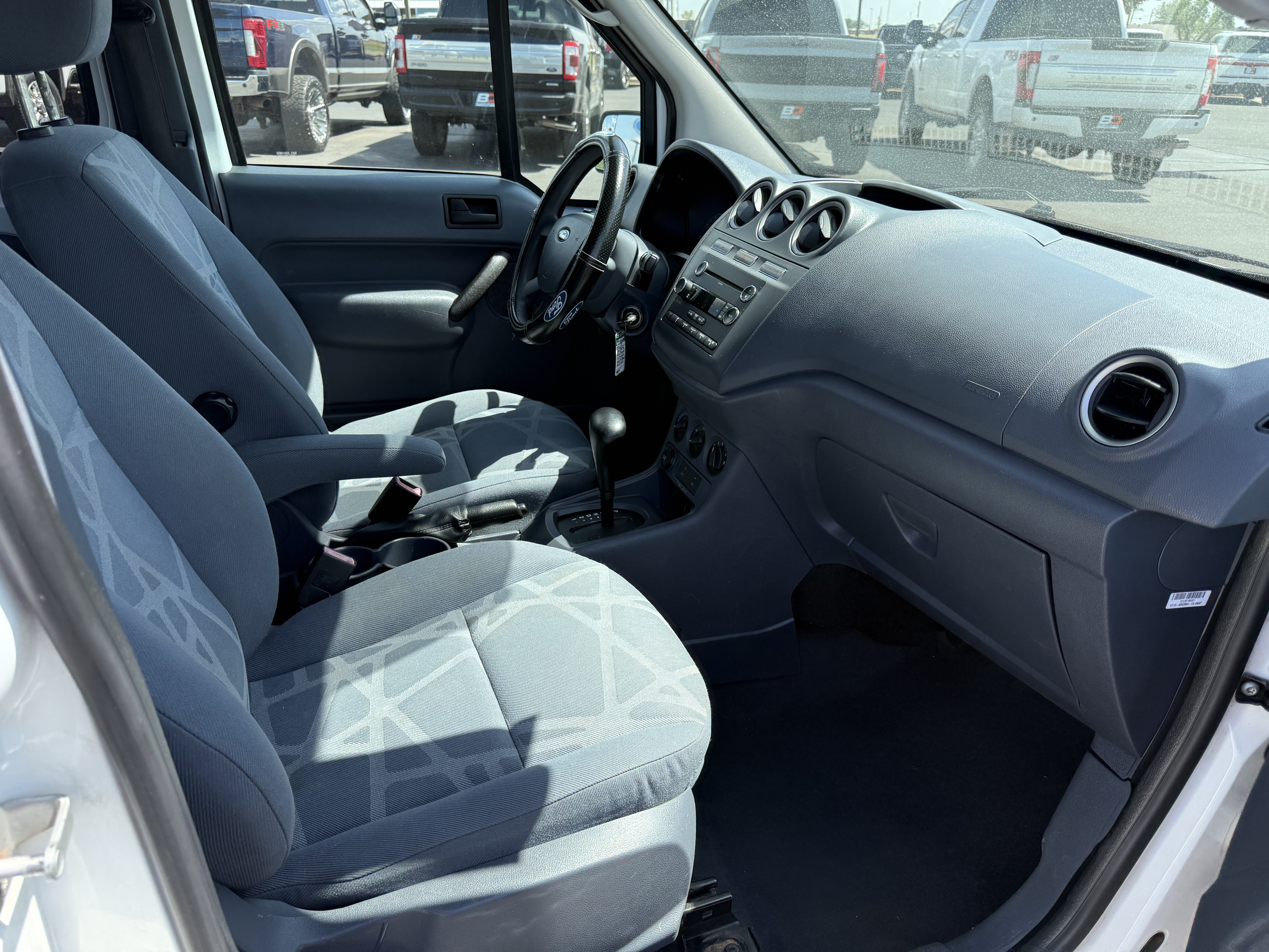 Used 2012 Ford Transit Connect XLT Premium FWD image 10