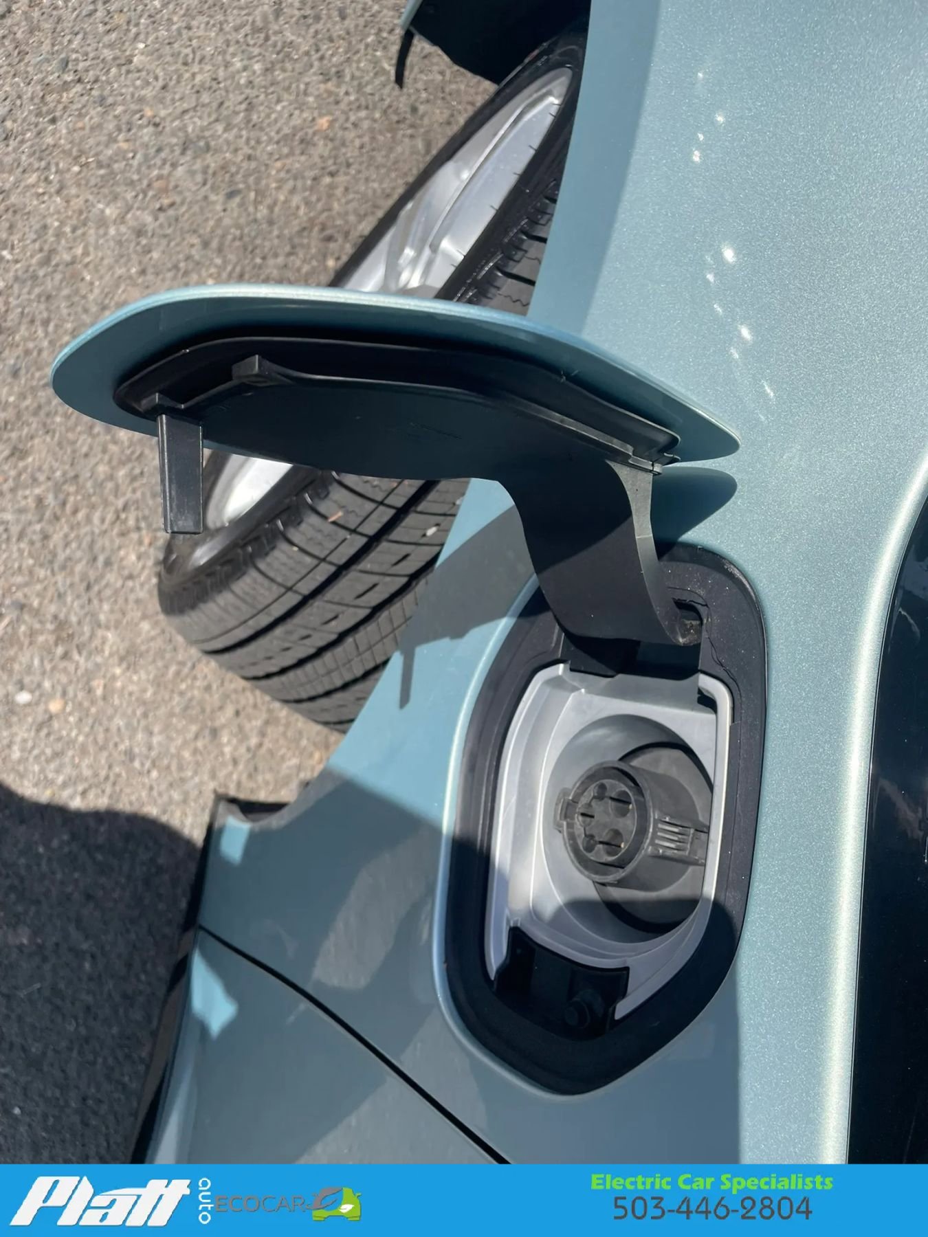 Used 2018 Chevrolet Volt LT w/ Comfort Package FWD image 55
