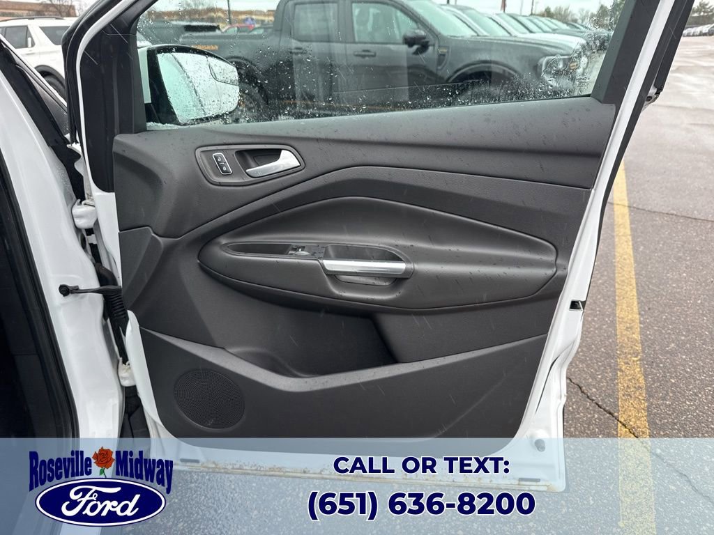 Used 2014 Ford Escape SE image 34