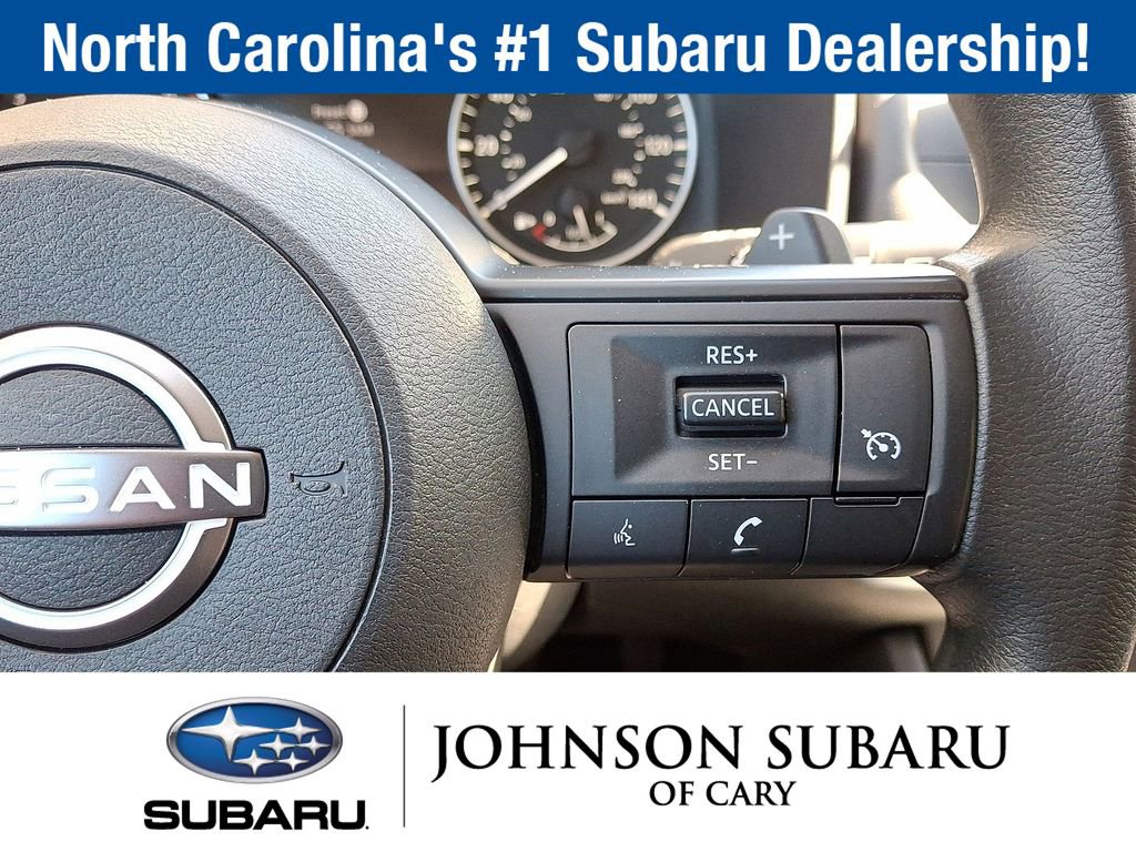 Used 2023 Nissan Rogue S AWD/4WD image 19