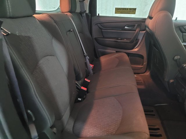 Used 2015 GMC Acadia SLE image 52