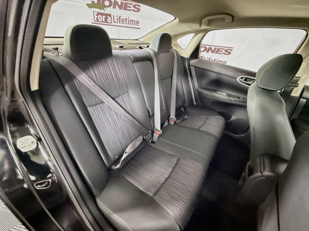 Used 2019 Nissan Sentra SV w/ Special Edition Package FWD image 28