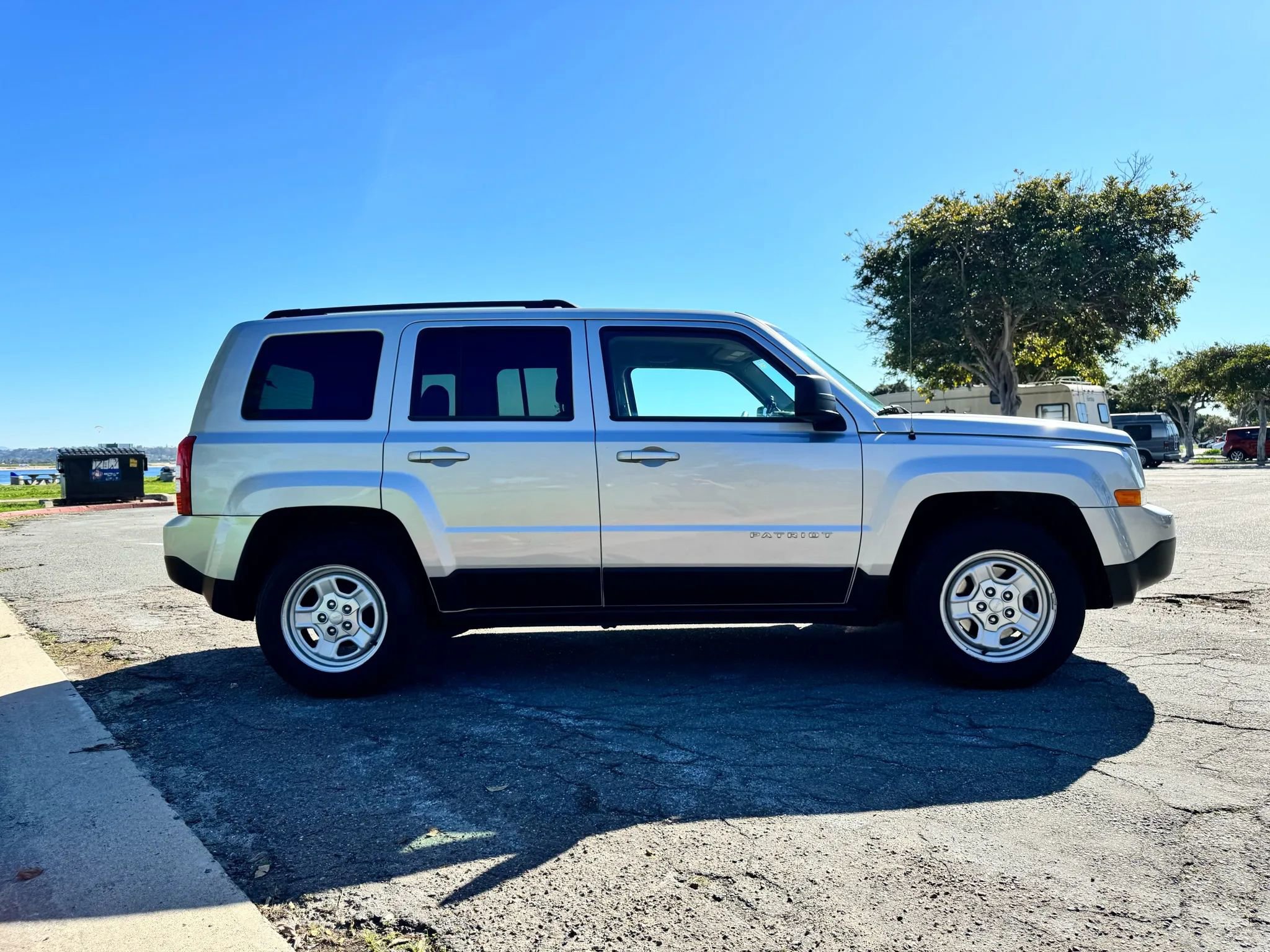 Used 2013 Jeep Patriot Sport w/ PWR Value Group image 6