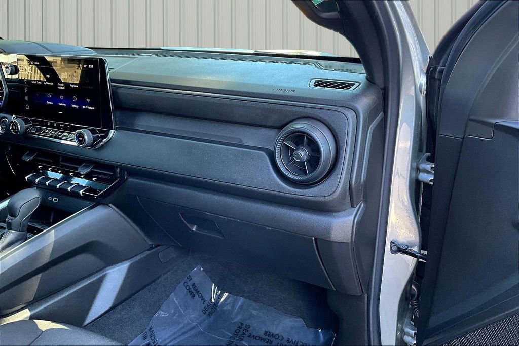 Used 2026 Chevrolet Colorado W/T w/ Advanced Trailering Package image 12