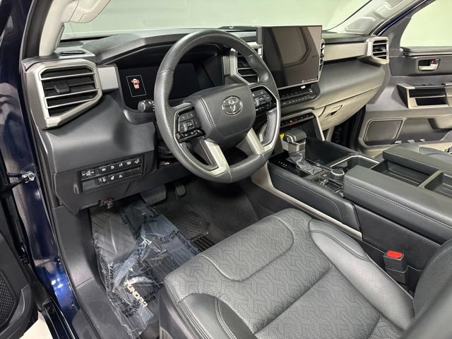 Used 2024 Toyota Tundra Limited AWD/4WD image 12