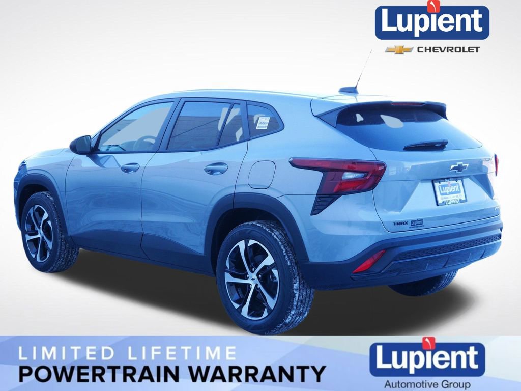 New 2026 Chevrolet Trax RS w/ Sunroof Package image 4