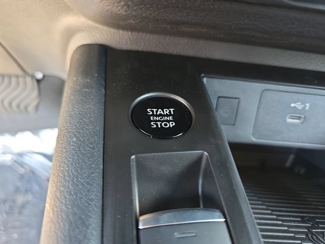 New 2026 Nissan Kicks SV w/ SV Premium Package FWD image 28