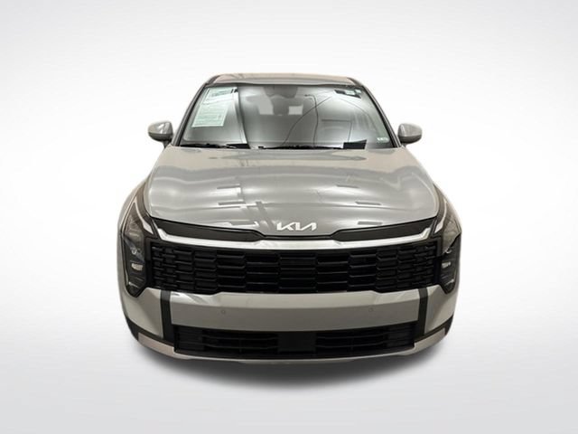 Certified 2026 Kia Sportage EX FWD image 2