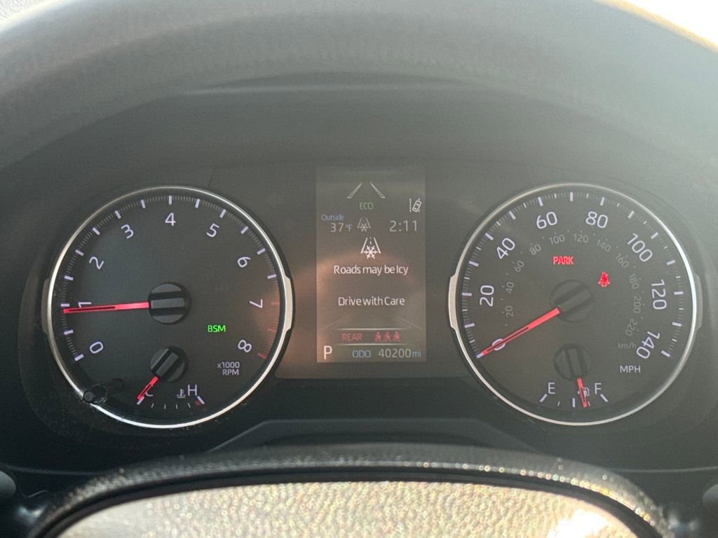 Used 2019 Toyota RAV4 XLE image 18