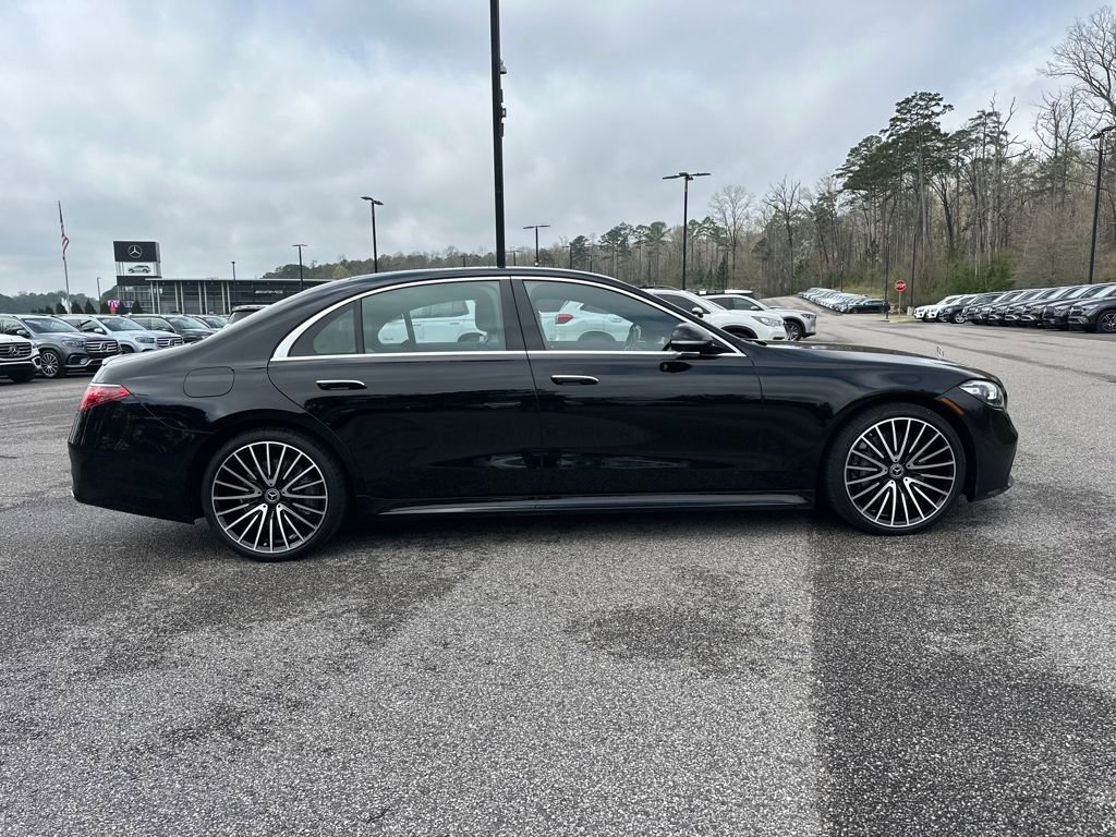 Certified 2022 Mercedes-Benz S 500 4MATIC w/ AMG Line Package image 15
