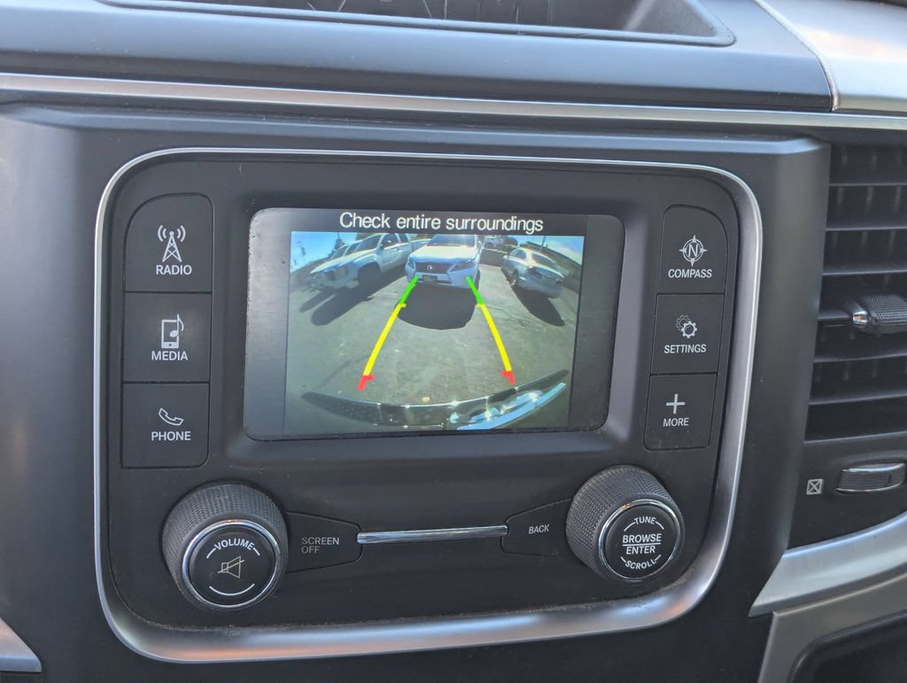 Used 2017 RAM 1500 Classic SLT AWD/4WD image 17
