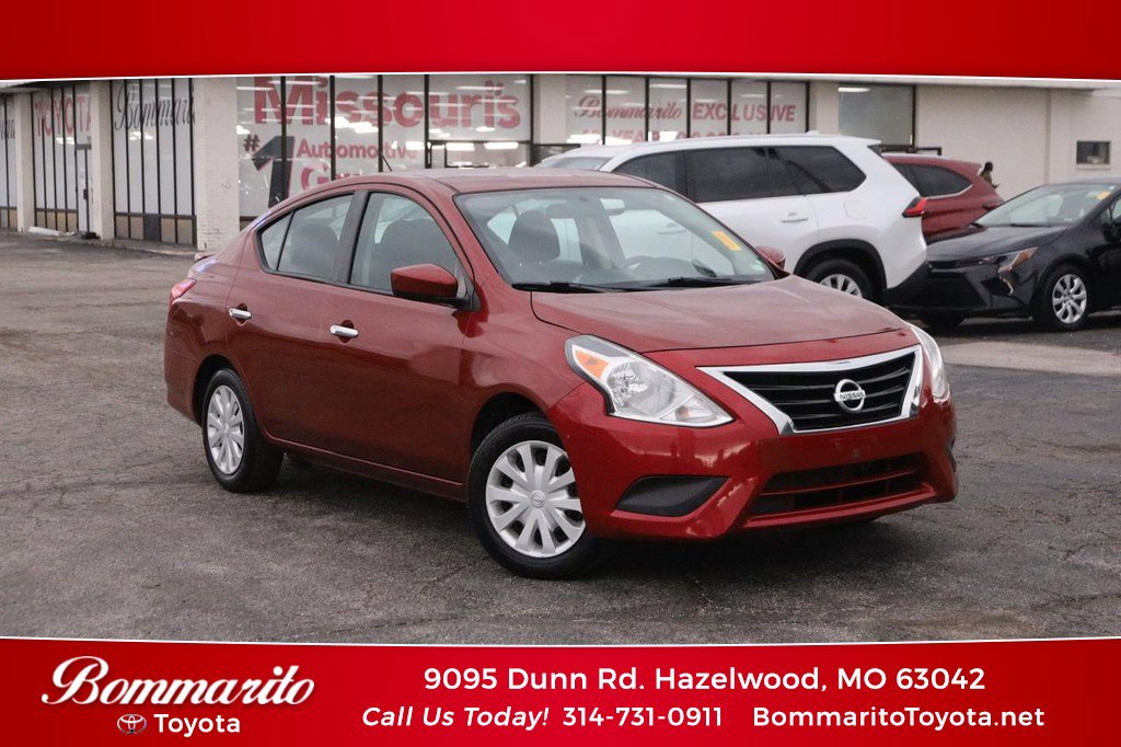 Used 2019 Nissan Versa SV FWD image 1