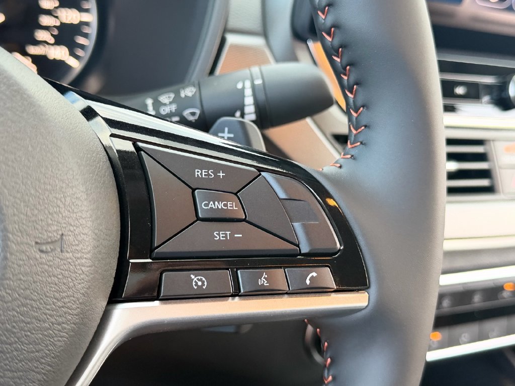 New 2026 Nissan Altima 2.5 SR FWD image 15