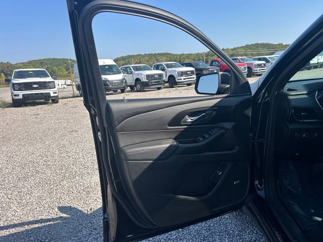 Used 2022 Chevrolet Traverse RS image 31