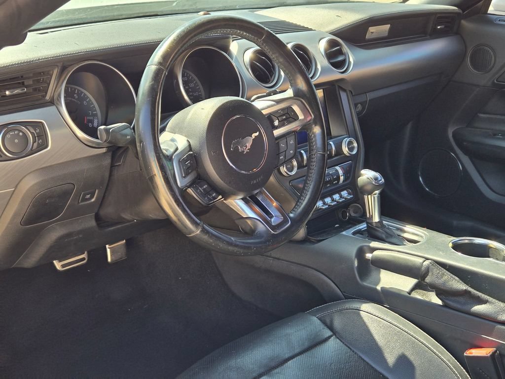 Used 2019 Ford Mustang GT Premium RWD image 7