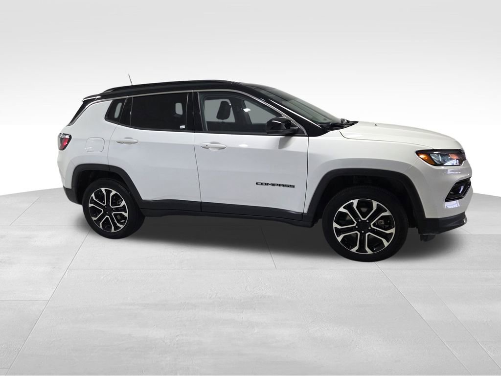 Certified 2022 Jeep Compass Limited image 21