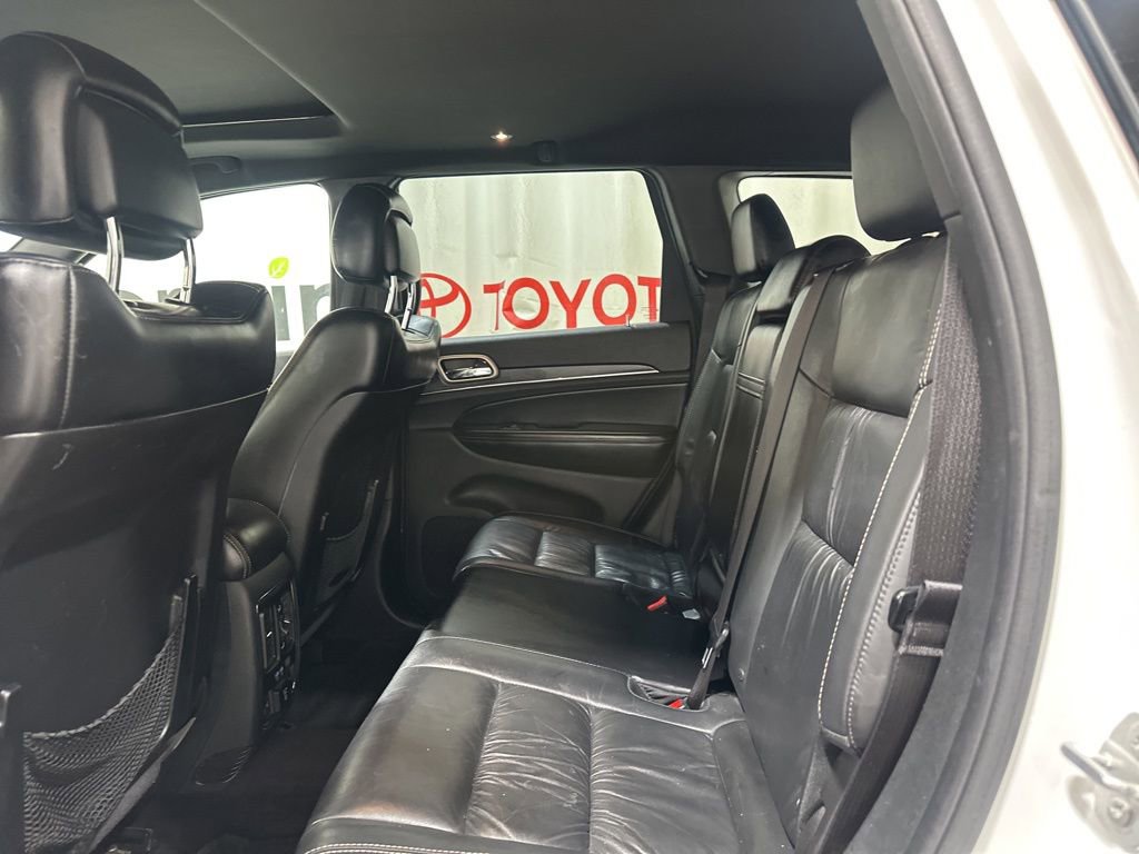 Used 2016 Jeep Grand Cherokee Limited image 19