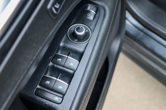 Used 2018 Alfa Romeo Stelvio AWD image 10